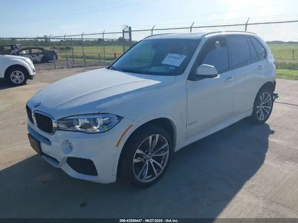 5UXKR2C55J0X10271 2018 BMW X5 - Image 2