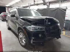 5UXKR2C55J0Z15623 2018 BMW X5