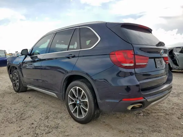 5UXKR2C55J0Z15766 2018 BMW X5 - Image 2