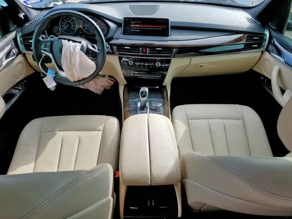 5UXKR2C55J0Z15766 2018 BMW X5 - Image 8