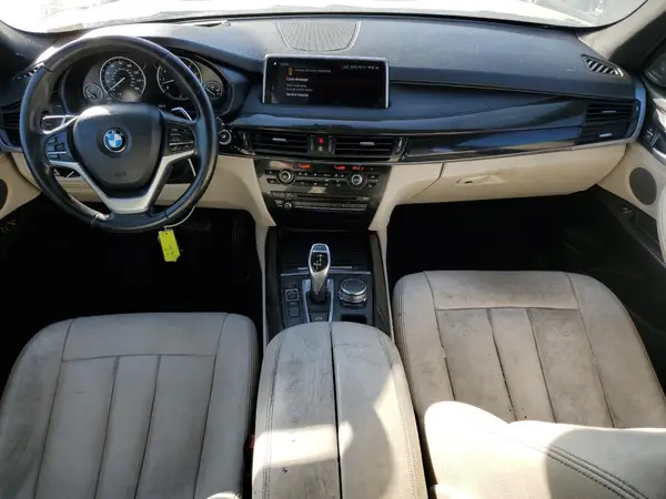 5UXKR2C55J0Z15878 2018 BMW X5 - Image 8
