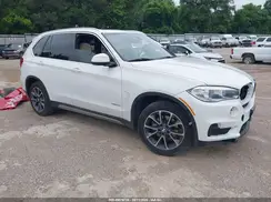 5UXKR2C55J0Z17694 2018 BMW X5