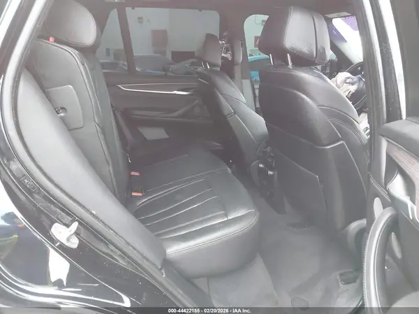 5UXKR2C55J0Z19123 2018 BMW X5 - Image 8