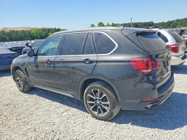 5UXKR2C55J0Z20076 2018 BMW X5 - Image 2