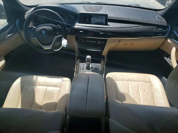 5UXKR2C55J0Z20076 2018 BMW X5 - Image 8