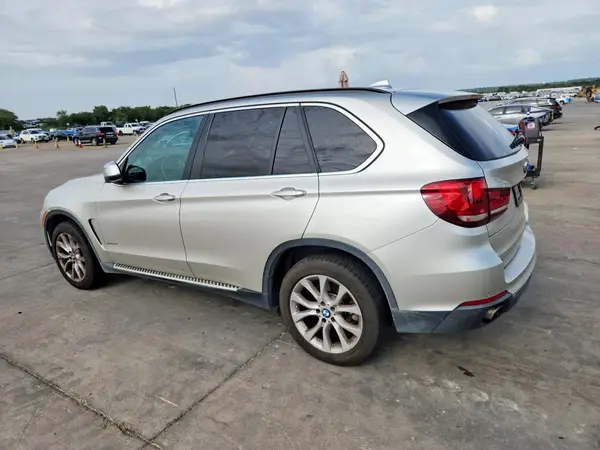 5UXKR2C56G0R69652 2016 BMW X5 - Image 2