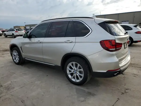 5UXKR2C56G0R70011 2016 BMW X5 - Image 2