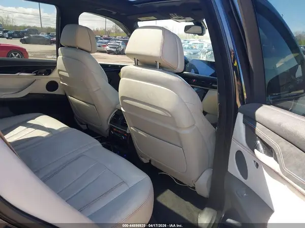 5UXKR2C56G0R70266 2016 BMW X5 - Image 8