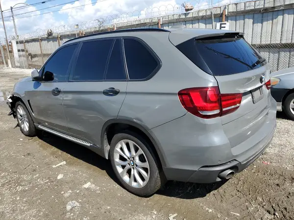 5UXKR2C56G0R71255 2016 BMW X5 - Image 2