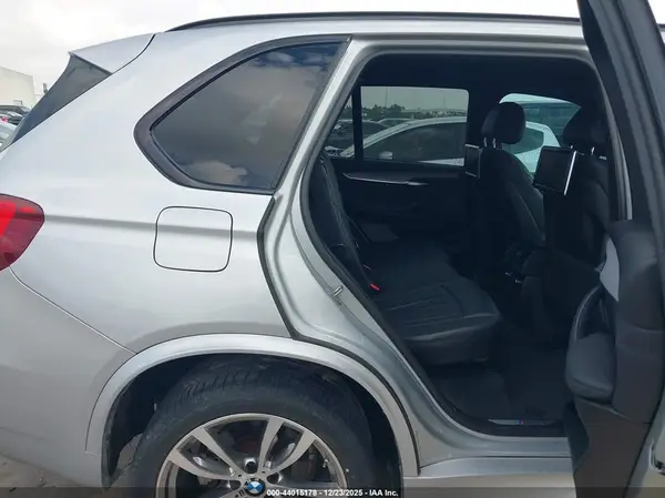 5UXKR2C56G0R72051 2016 BMW X5 - Image 8