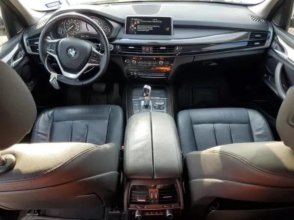 5UXKR2C56G0U16984 2016 BMW X5 - Image 8