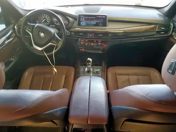 5UXKR2C56H0U18655 2017 BMW X5 - Image 8