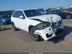 5UXKR2C56J0X08352 2018 BMW X5