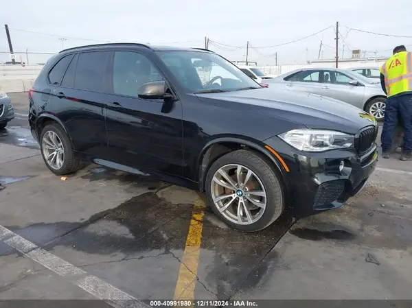 5UXKR2C56J0X09078 2018 BMW X5 - Image 1