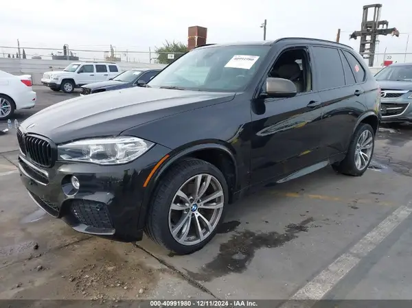 5UXKR2C56J0X09078 2018 BMW X5 - Image 2