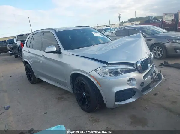 5UXKR2C56J0X09789 2018 BMW X5 - Image 1
