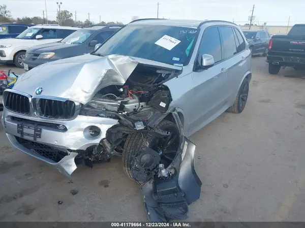5UXKR2C56J0X09789 2018 BMW X5 - Image 2