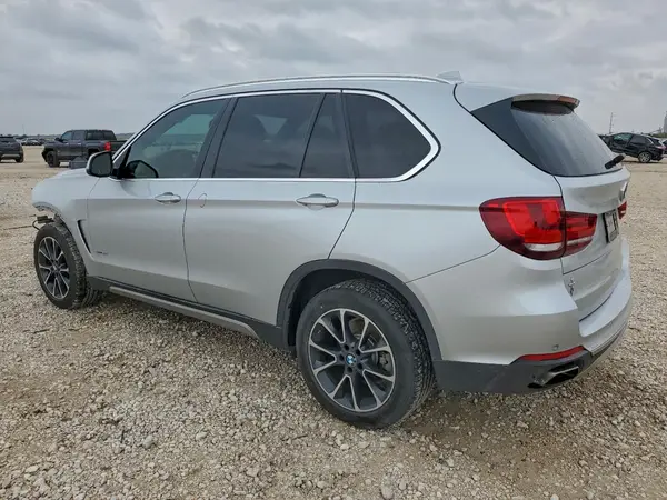 5UXKR2C56J0Z15680 2018 BMW X5 - Image 2