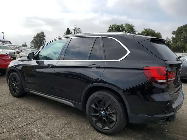 5UXKR2C56J0Z15923 2018 BMW X5 - Image 2