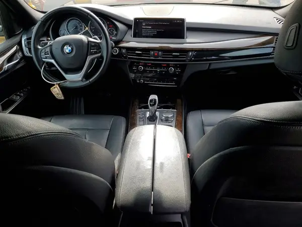 5UXKR2C56J0Z15923 2018 BMW X5 - Image 8