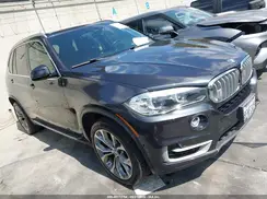 5UXKR2C56J0Z16022 2018 BMW X5