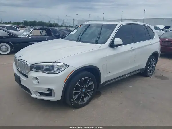 5UXKR2C56J0Z16103 2018 BMW X5 - Image 2