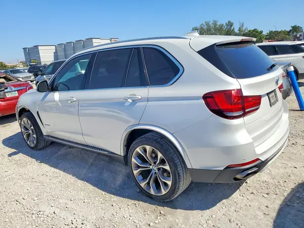 5UXKR2C56J0Z17994 2018 BMW X5 - Image 2