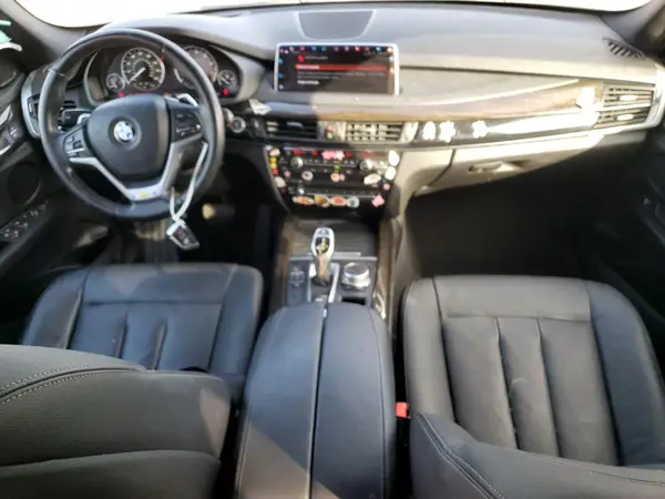 5UXKR2C56J0Z18580 2018 BMW X5 - Image 8