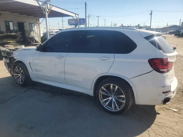 5UXKR2C56J0Z19065 2018 BMW X5 - Image 2