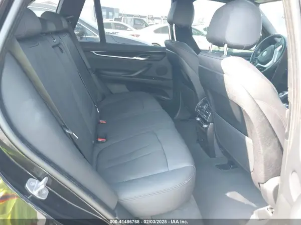 5UXKR2C56J0Z19146 2018 BMW X5 - Image 8