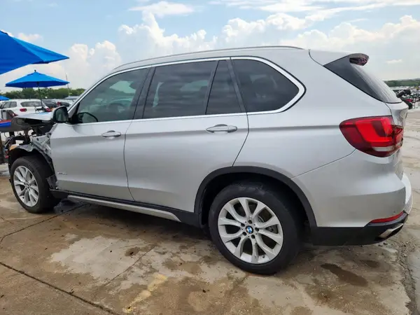 5UXKR2C56J0Z20250 2018 BMW X5 - Image 2