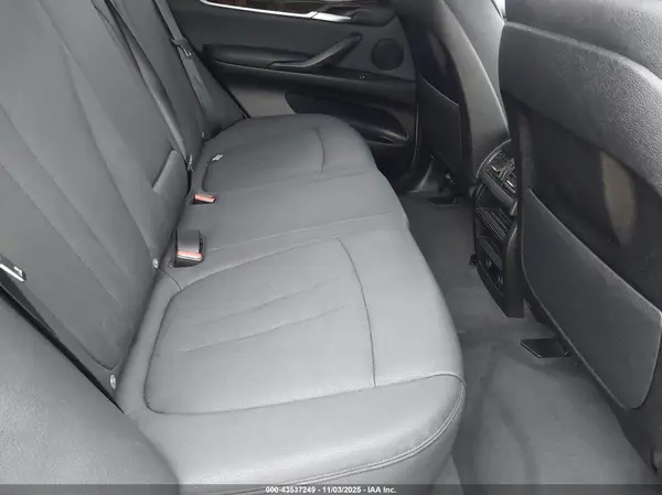 5UXKR2C56J0Z21740 2018 BMW X5 - Image 8