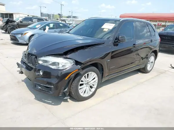 5UXKR2C57G0R69305 2016 BMW X5 - Image 2