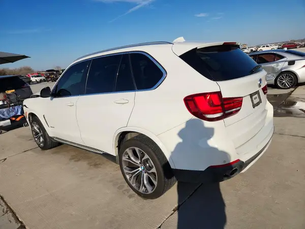 5UXKR2C57G0R70244 2016 BMW X5 - Image 2