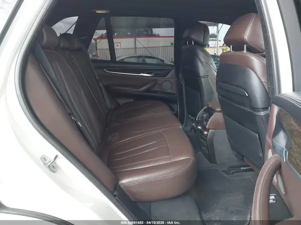 5UXKR2C57G0R72818 2016 BMW X5 - Image 8