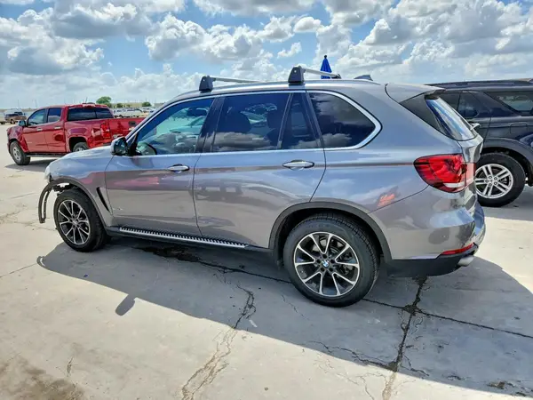 5UXKR2C57H0U18440 2017 BMW X5 - Image 2