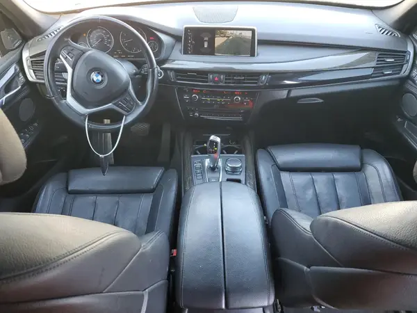 5UXKR2C57H0U19393 2017 BMW X5 - Image 8