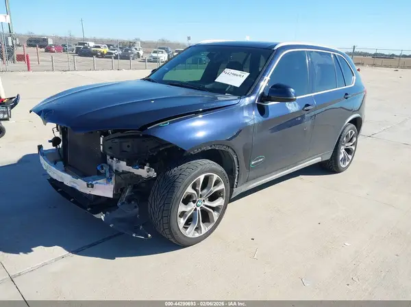 5UXKR2C57H0U19703 2017 BMW X5 - Image 2
