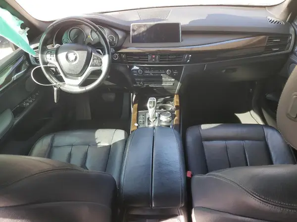 5UXKR2C57J0X09400 2018 BMW X5 - Image 8