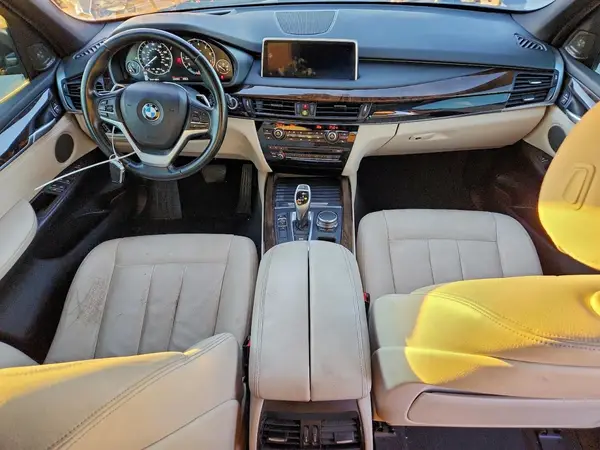 5UXKR2C57J0X09851 2018 BMW X5 - Image 8