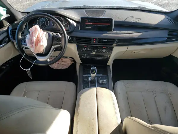 5UXKR2C57J0X10322 2018 BMW X5 - Image 8