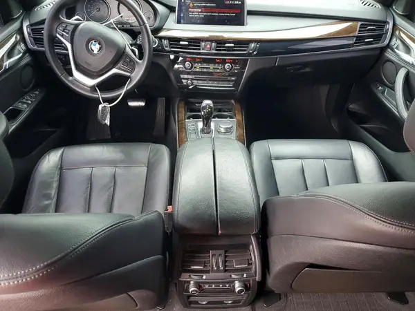 5UXKR2C57J0Z14344 2018 BMW X5 - Image 8
