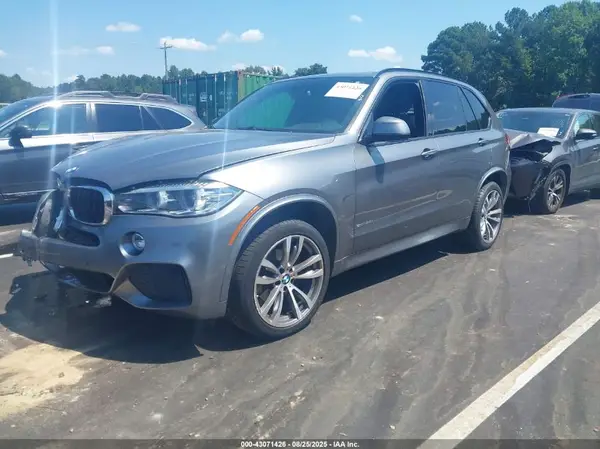 5UXKR2C57J0Z14800 2018 BMW X5 - Image 2