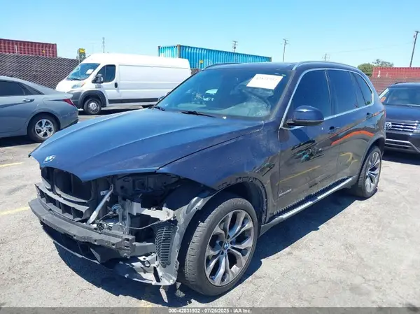 5UXKR2C57J0Z15543 2018 BMW X5 - Image 2