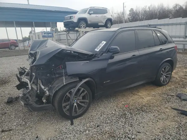 5UXKR2C57J0Z15655 2018 BMW X5 - Image 1