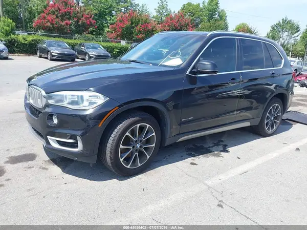 5UXKR2C57J0Z16840 2018 BMW X5 - Image 2