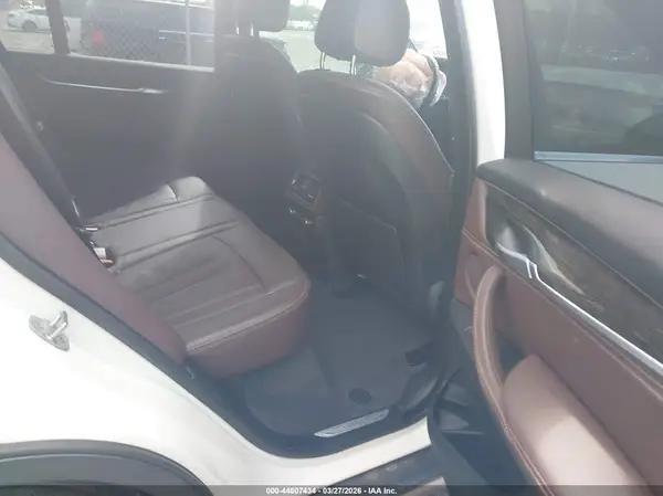 5UXKR2C57J0Z17597 2018 BMW X5 - Image 8