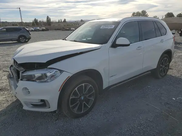 5UXKR2C57J0Z18782 2018 BMW X5 - Image 1