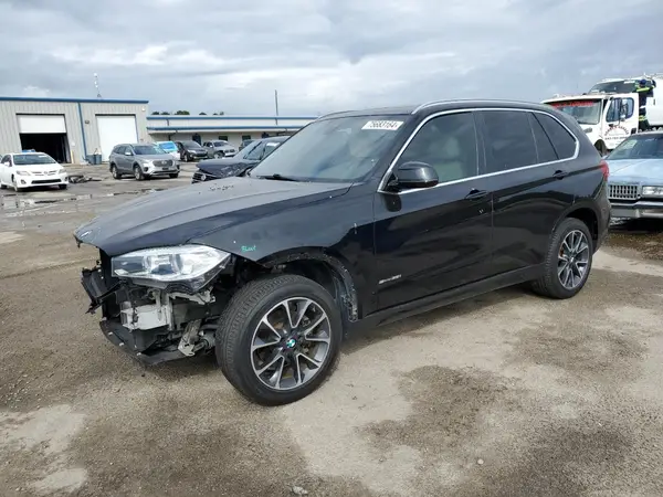 5UXKR2C57J0Z18961 2018 BMW X5 - Image 1