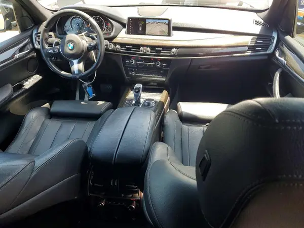 5UXKR2C57J0Z20015 2018 BMW X5 - Image 8